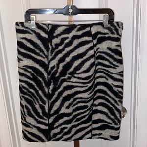 Ann Taylor Black and Gray Pencil Skirt